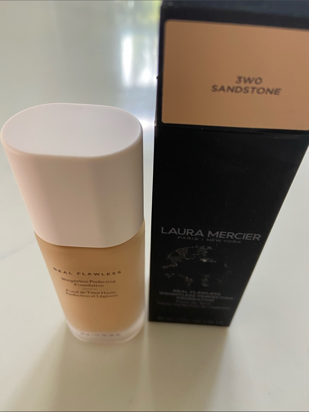 laura mercier Real Flawless Foundation - Sandstone Beige